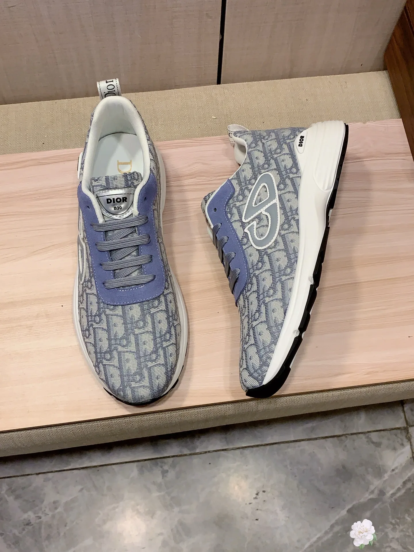 Men's Men's Shoes💰442💰💰🎩🎩[Lightning][Lightning] "Dior DIOR*" The latest and most popular casual shoes, top brand [seduce] luxury ~ purchasing agency, top ~ quality. [Strong] The upper is made of imported breathable cowhide with material ➕ breathable sheepskin feet (•) and fine workmanship. The original stylish and stylish soft rubber wear-resistant and non-slip outsole is light and comfortable on the feet. The real thing looks better when photographed in person. 0121: code: 38-44, 5️⃣ colors selected